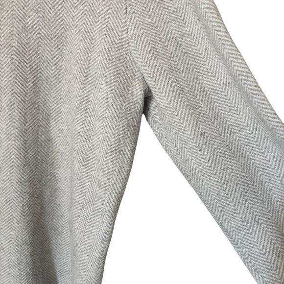 Hawker Rye Men's Grey Herringbone Premium Cotton Cashmere V Neck Sweater Large - Picture 3 of 7